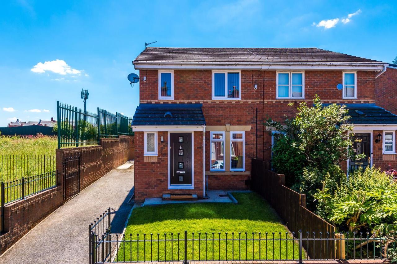 Stylish 4 Bedroom Home Close To Manchester City Centre Exterior foto